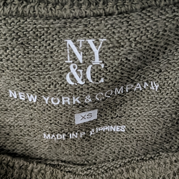 Top - Picture 4 of 5